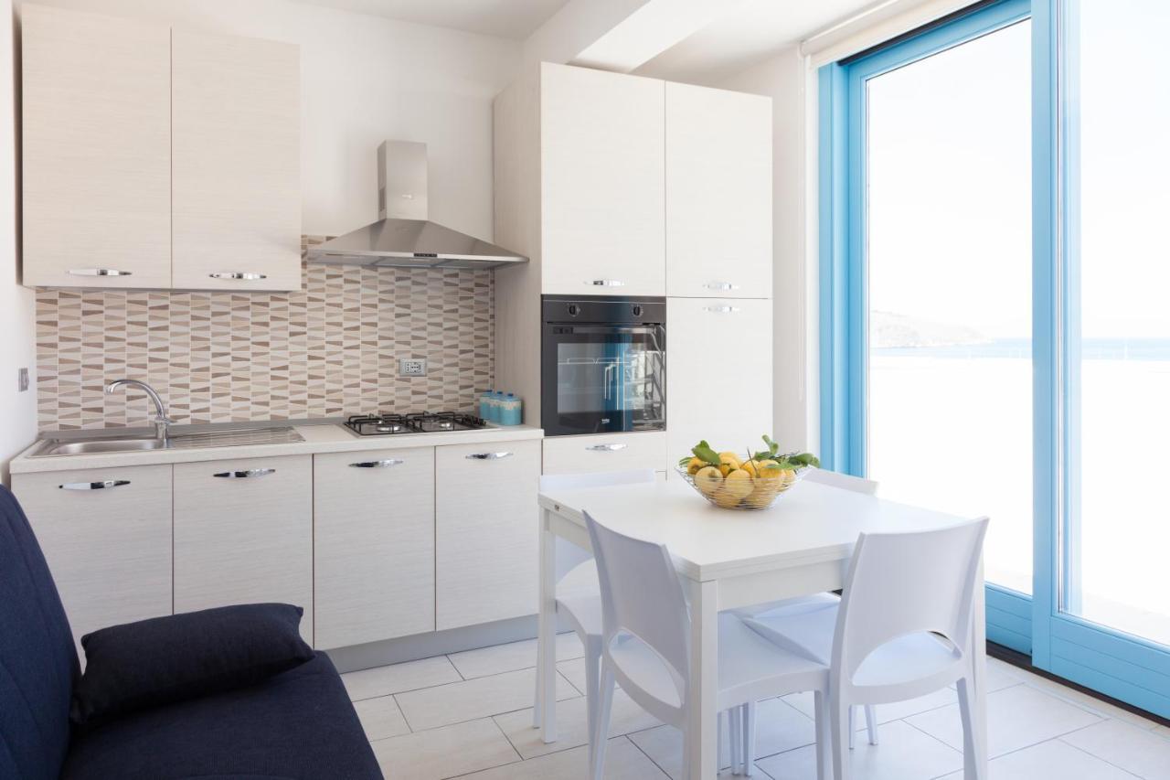 Ferienwohnung La Terrazza Sul Porto Castellammare del Golfo Exterior foto